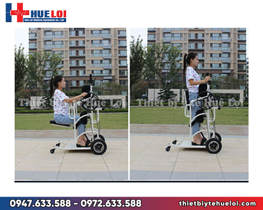 Xe di chuyển người già kèm chức năng tập đứng